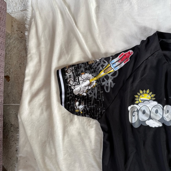 GTL4 Men’s baseball style jersey NWT XL Multi graphics primary black - Picture 4 of 8